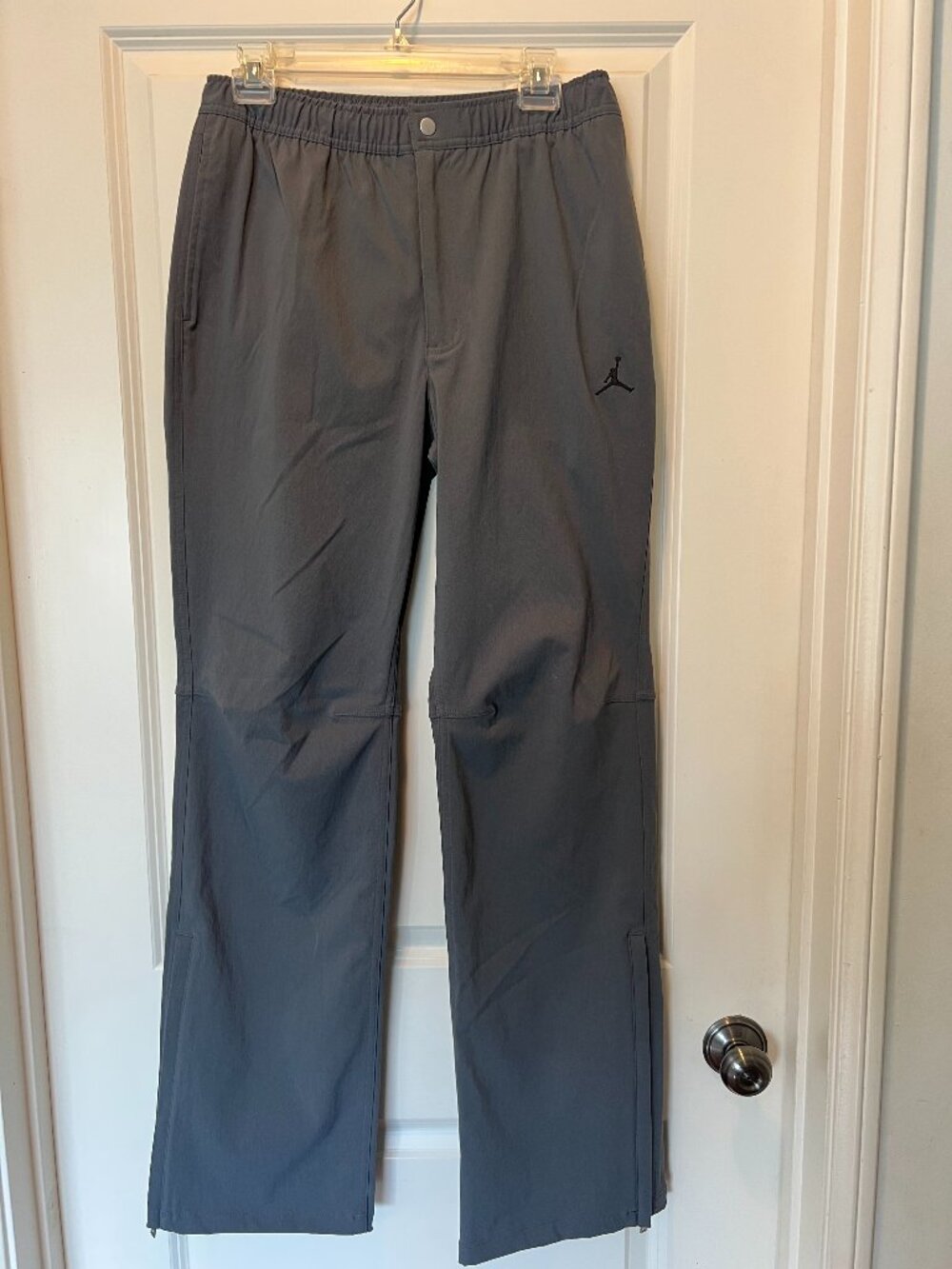 Jordan Flight Essentials IF1818-068 Men's Grey Pants NWT Size M